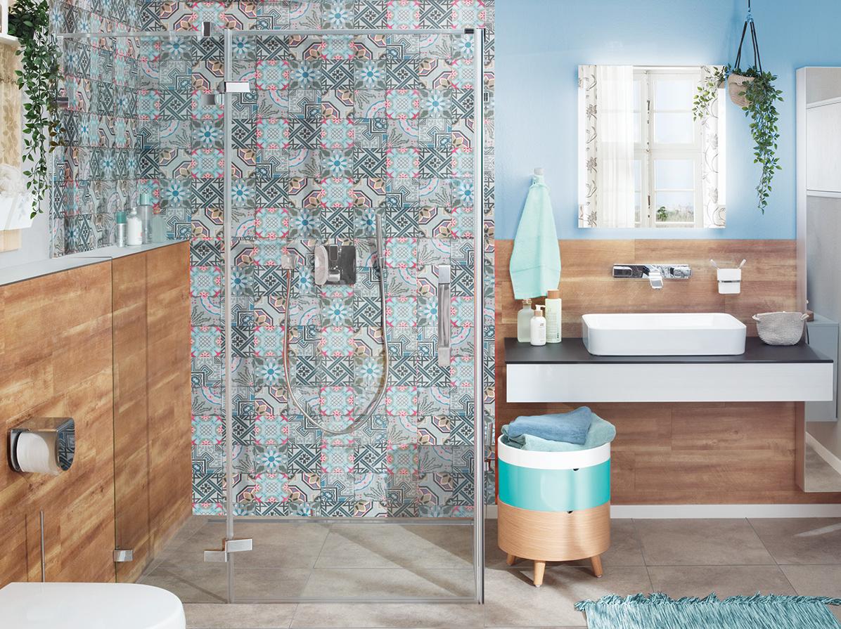 Kermi shower board LINE bathroom patterned