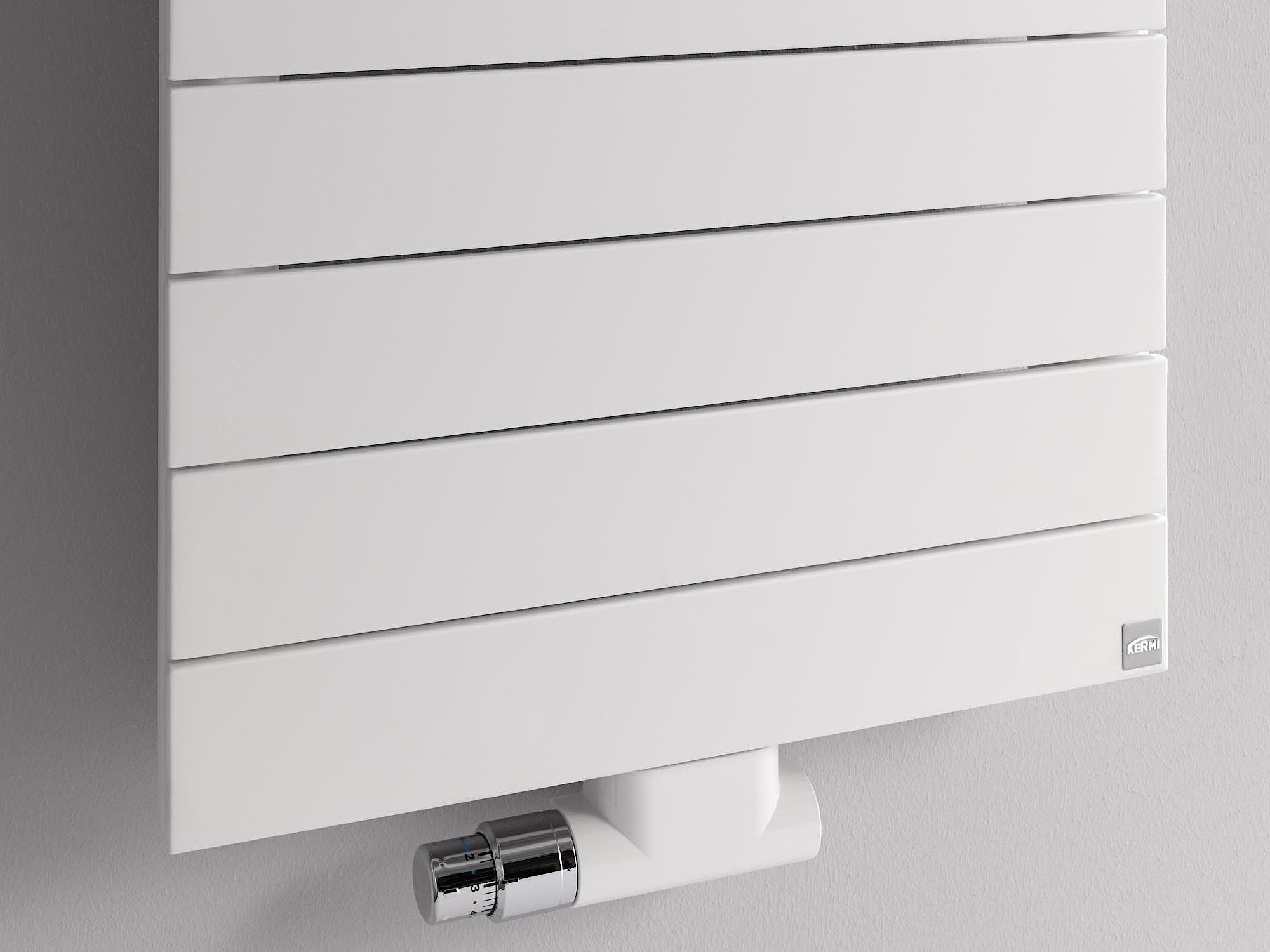 Radiatore da bagno e di design Kermi Tabeo con collegamento centrale da 50 mm facile da progettare.