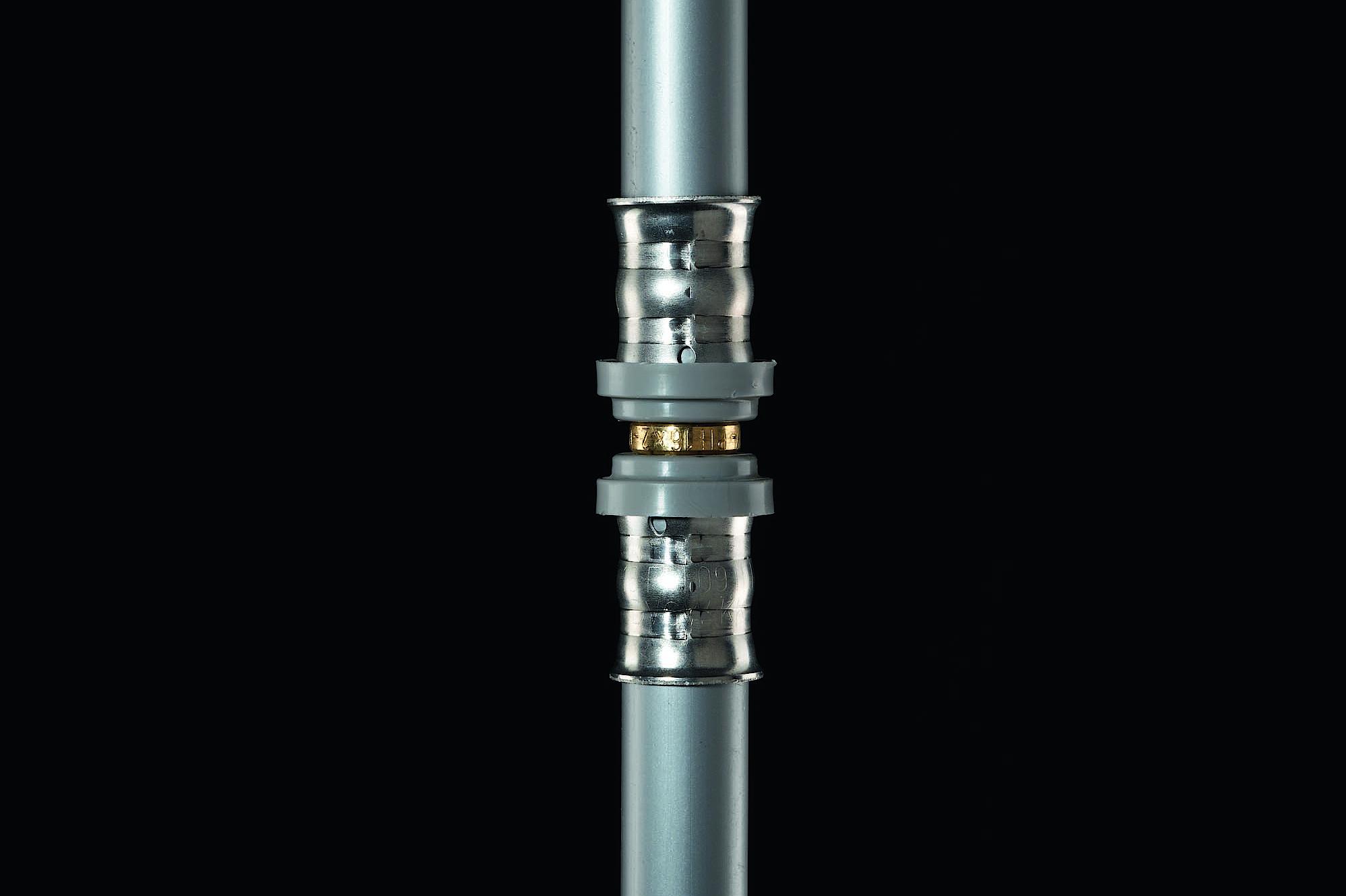 5-слойная труба x-net C17 PE-Xc на липучках