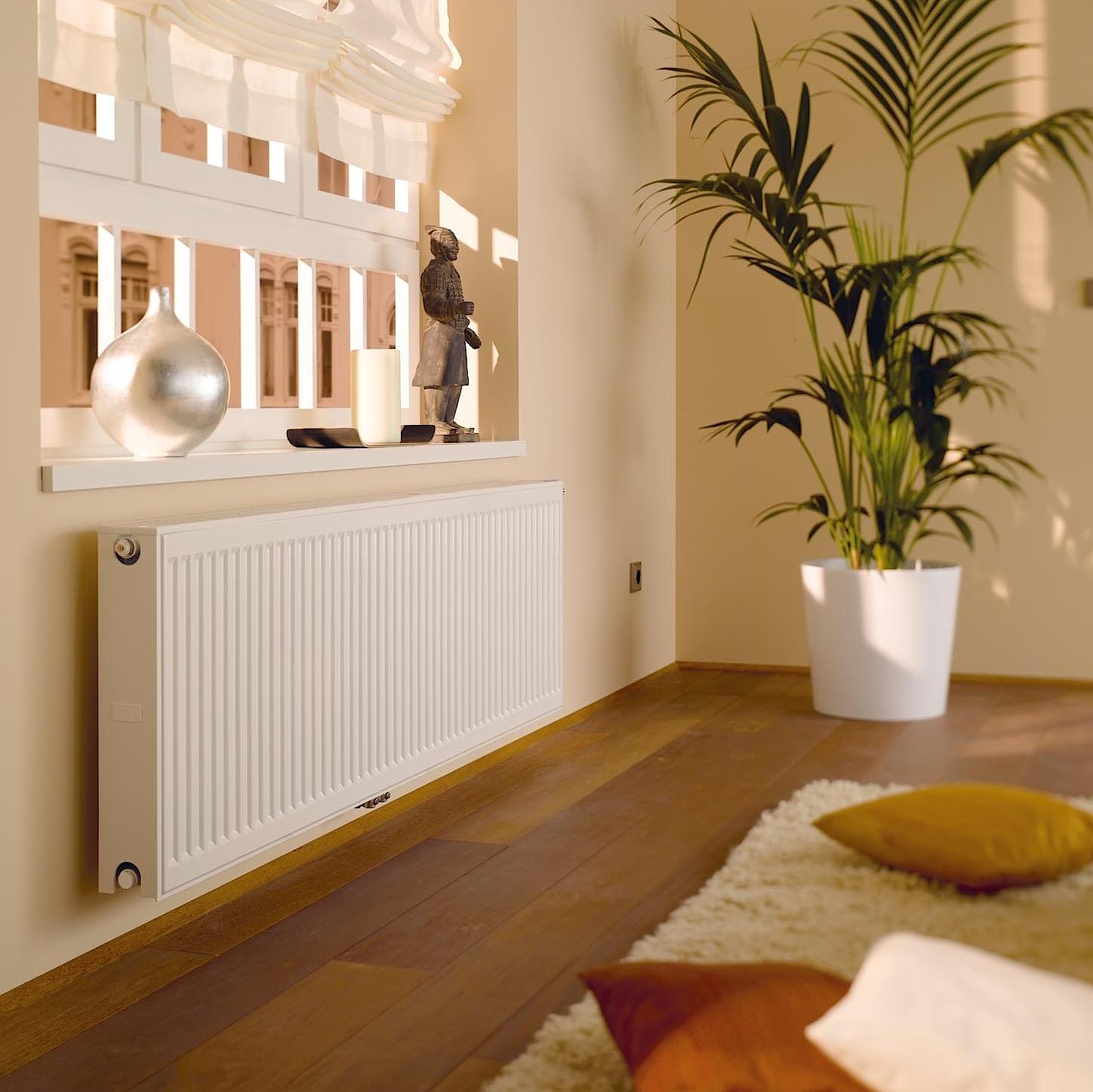 Kermi therm-x2 Profil-Vplus elastīgs radiators ar termovārstu.