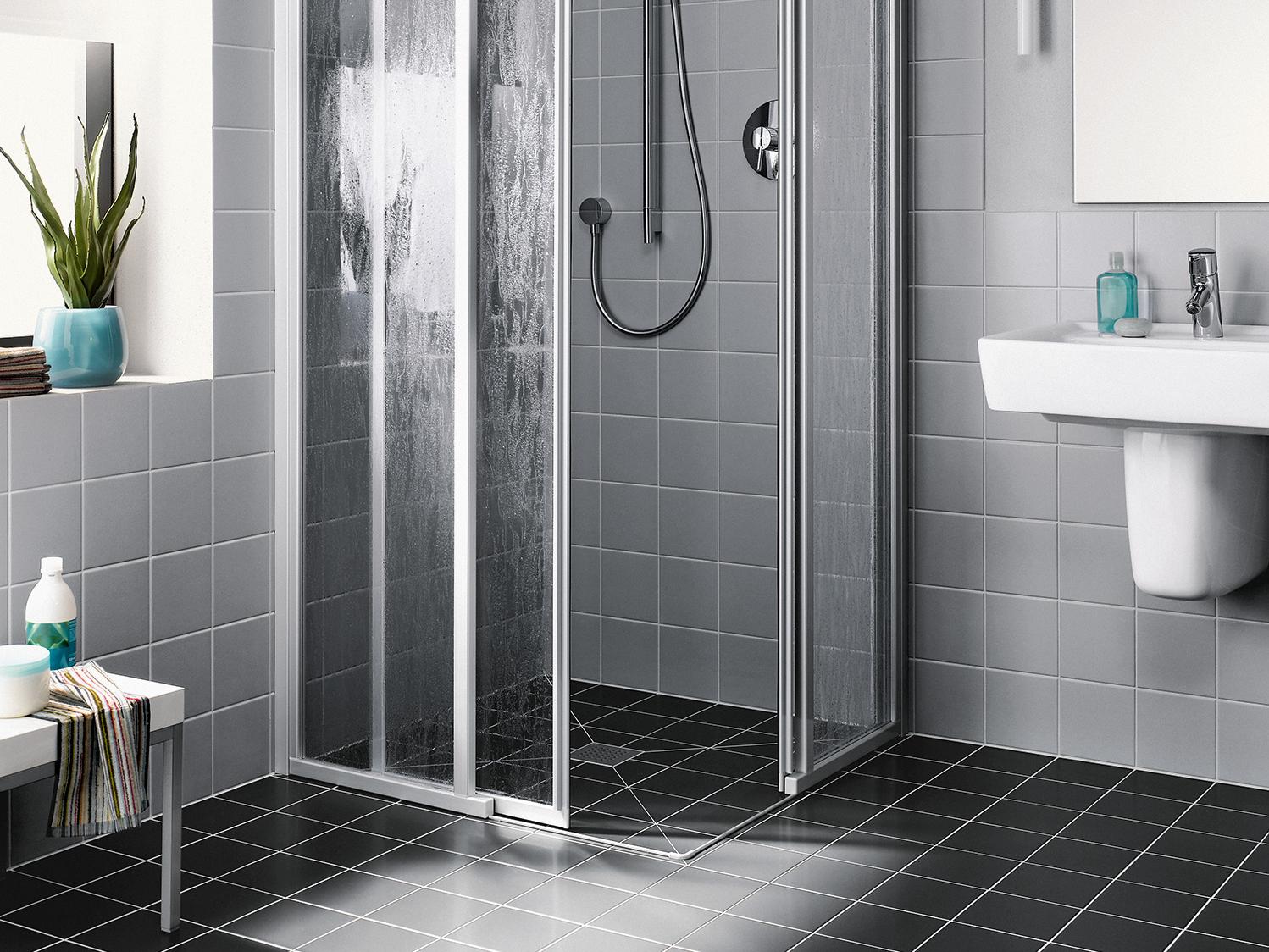 Kermi profile shower enclosure, NOVA 2000 three-part corner entry (sliding doors) – half part