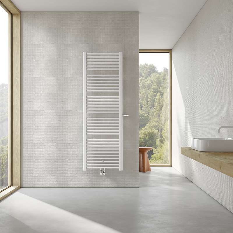 Basic plus. Klassischer Designheizkörper. Bequem bedienbar. Bei Basic plus ist der Thermostatkopf in bedienerfreundlicher Position angebracht. Damit erhält der Klassiker von KERMI Basic-50 eine besonders praktische Variante. 