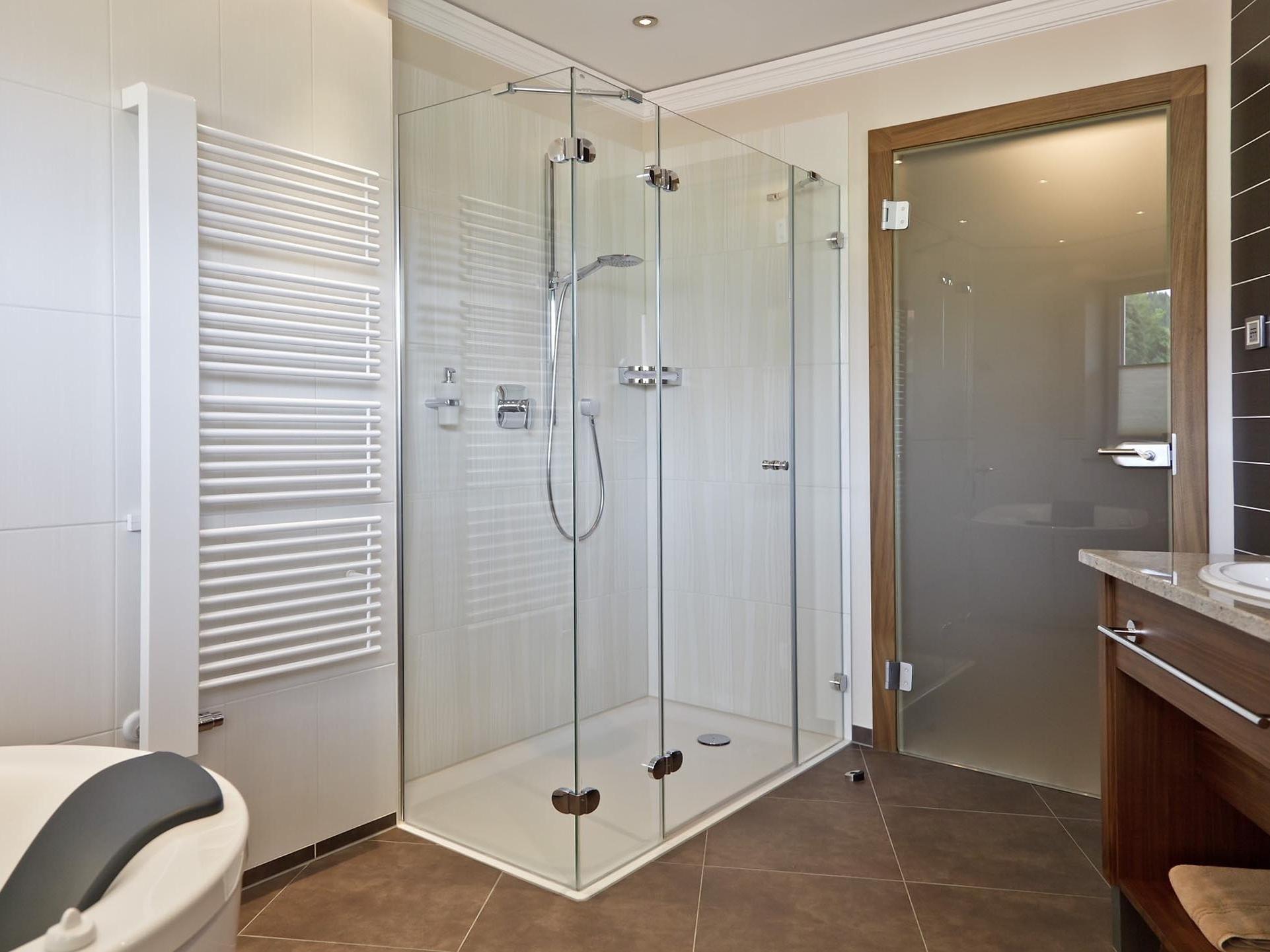 Reference property Hotel Mooshof, Bodenmais Kermi shower design reference property Hotel Mooshof, Bodenmais