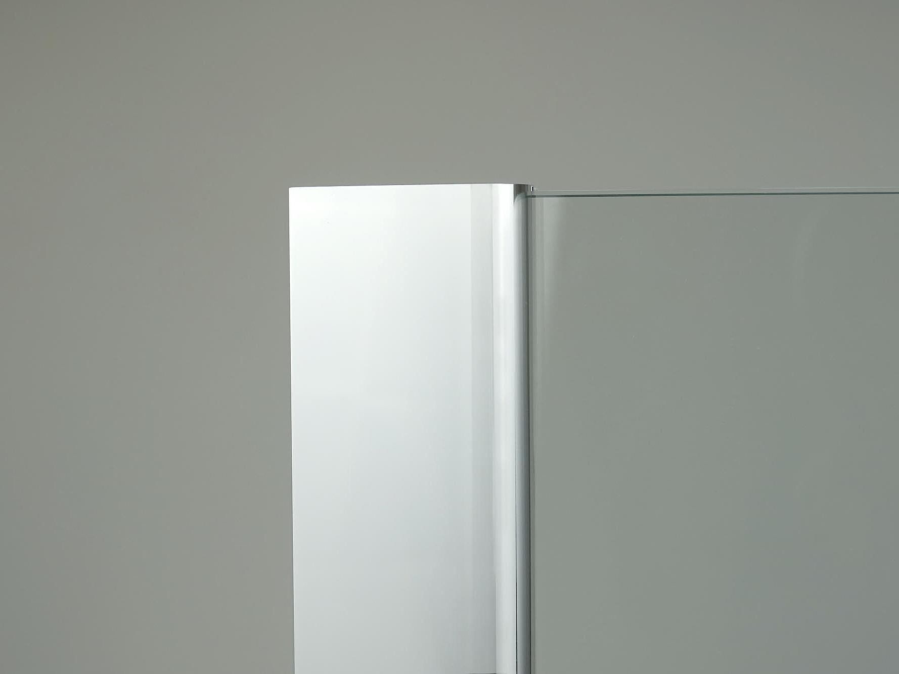 Box doccia Kermi colore profilo a parete argento lucido