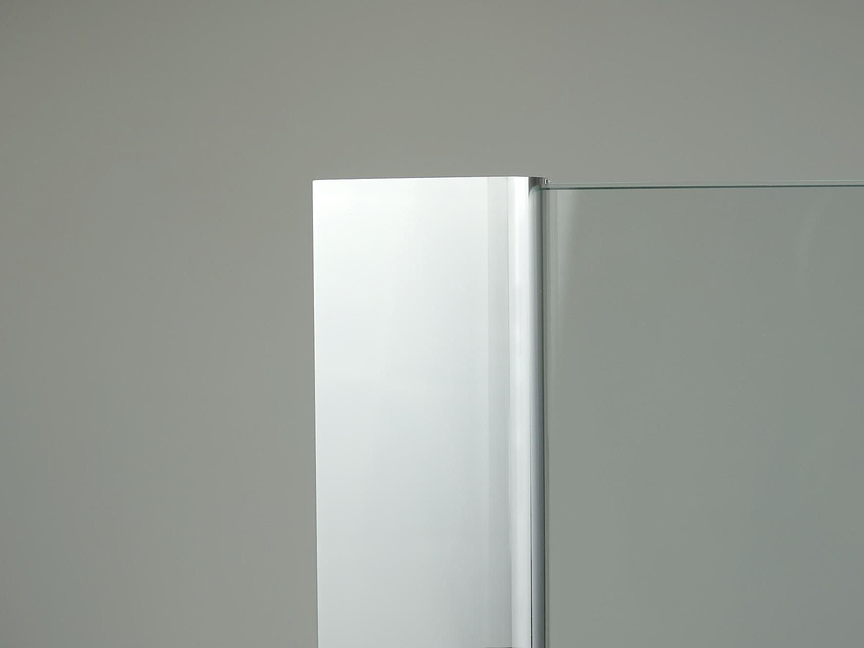Box doccia Kermi colore profilo a parete argento lucido