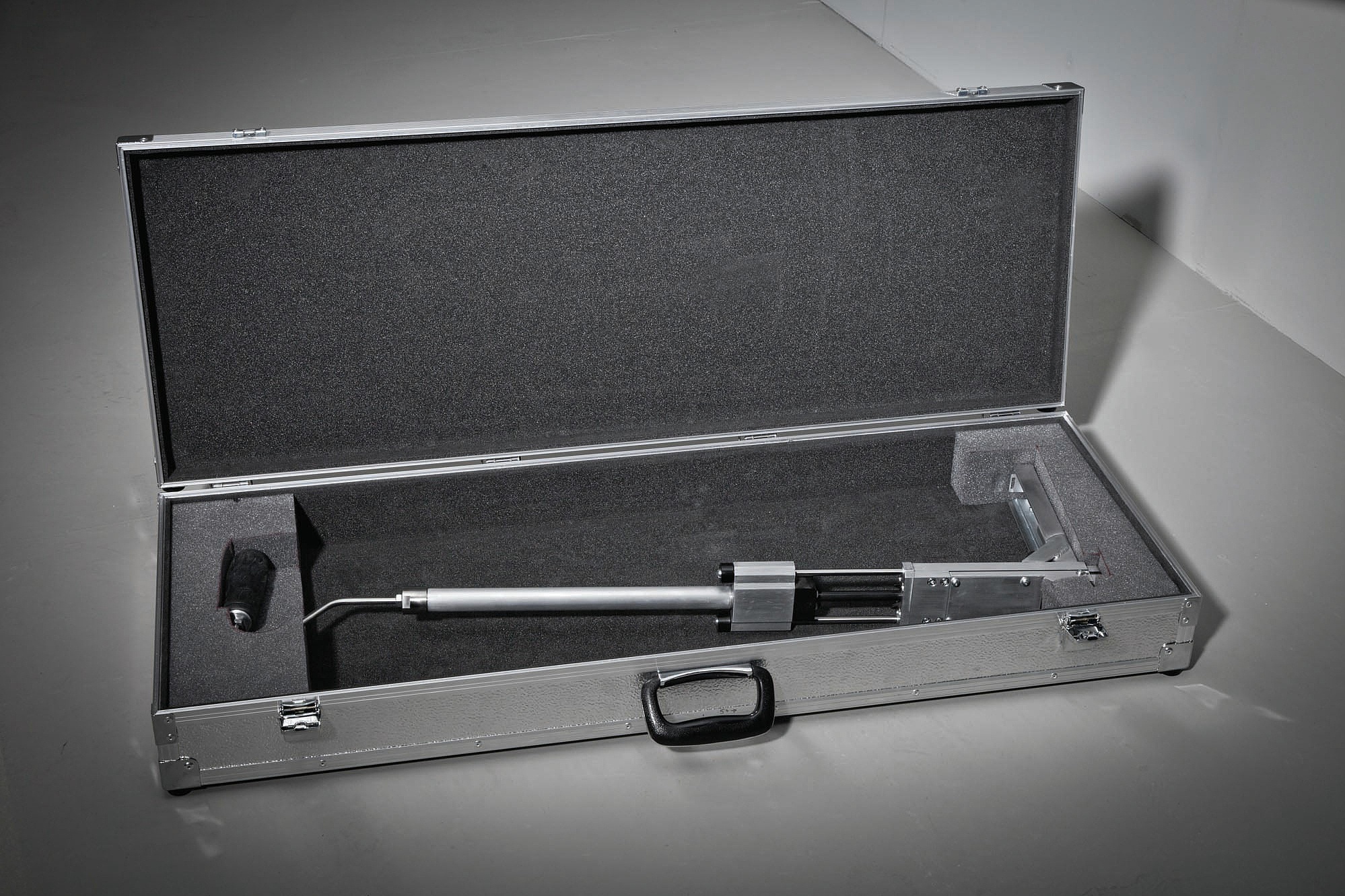 Carry case for KERMI x-net C16 clip former