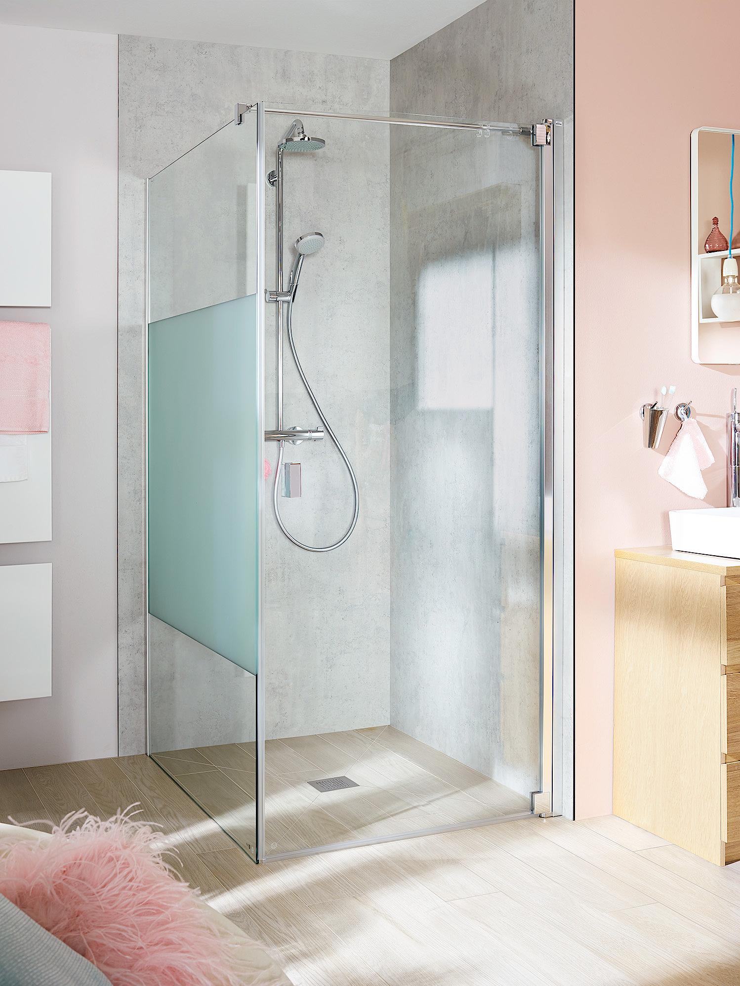 WALK-IN XB Wall mit RAYA Pendeltür 1-flügelig über KermiEXTRA Kermi Walk-In-Duschkabine WALK-IN XB Wall mit RAYA Pendeltür 1-flügelig über KermiEXTRA