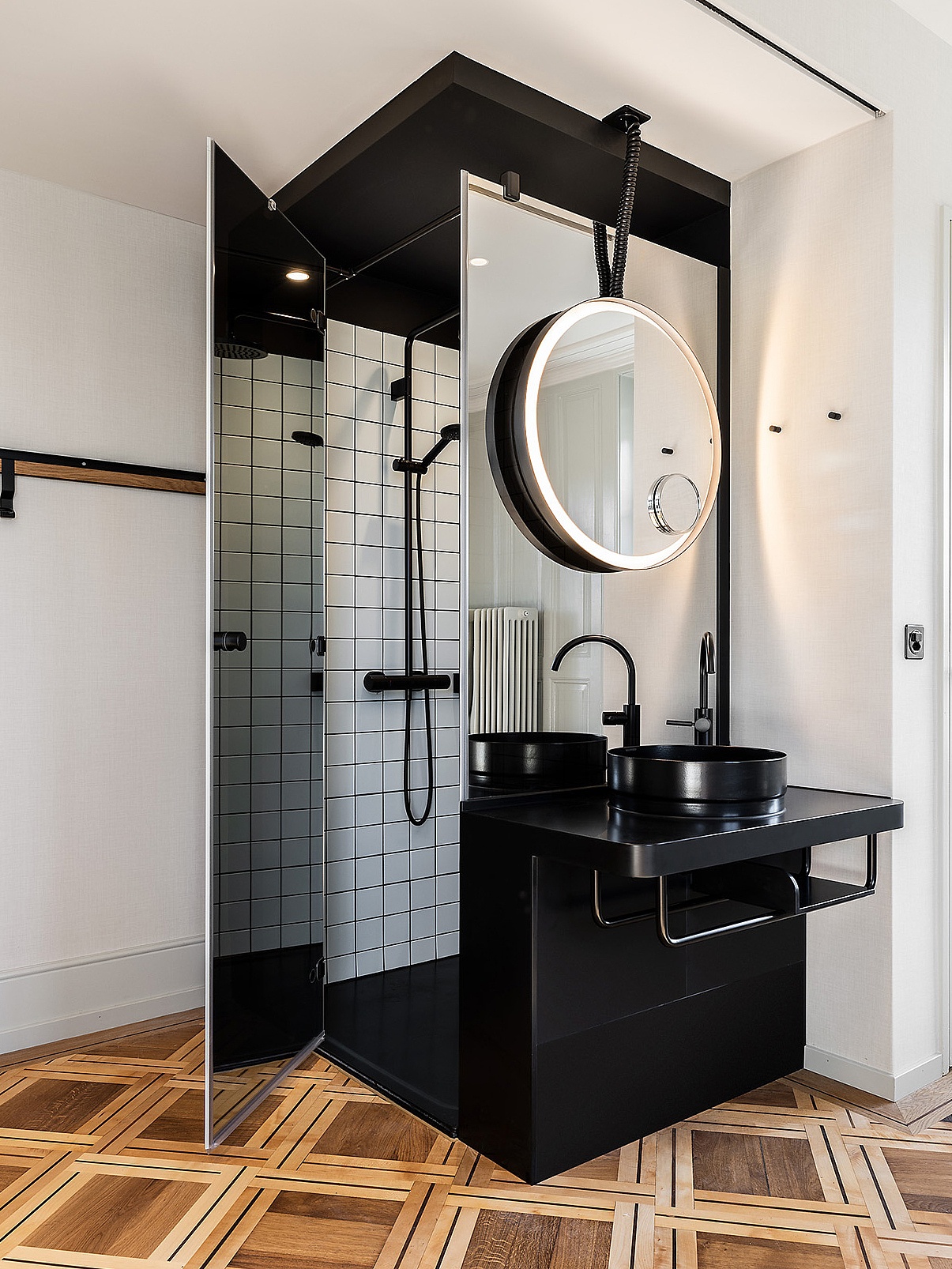 StayKooooK Bern City Hotel hinged shower enclosure MENA in black soft with mirror glass Kermi shower design reference object StayKooooK Bern City Hotel hinged shower enclosure MENA