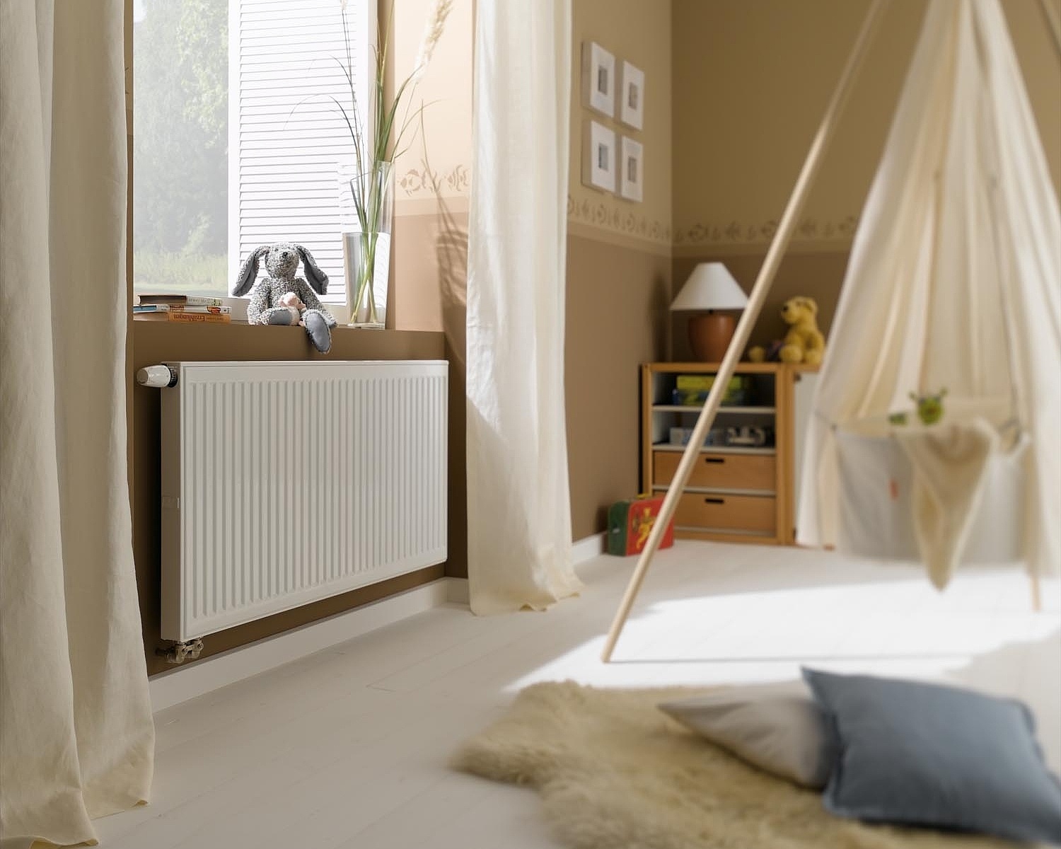 Kermi therm-x2 Profil-V Ventilheizkörper mit voreingestelltem Ventil.