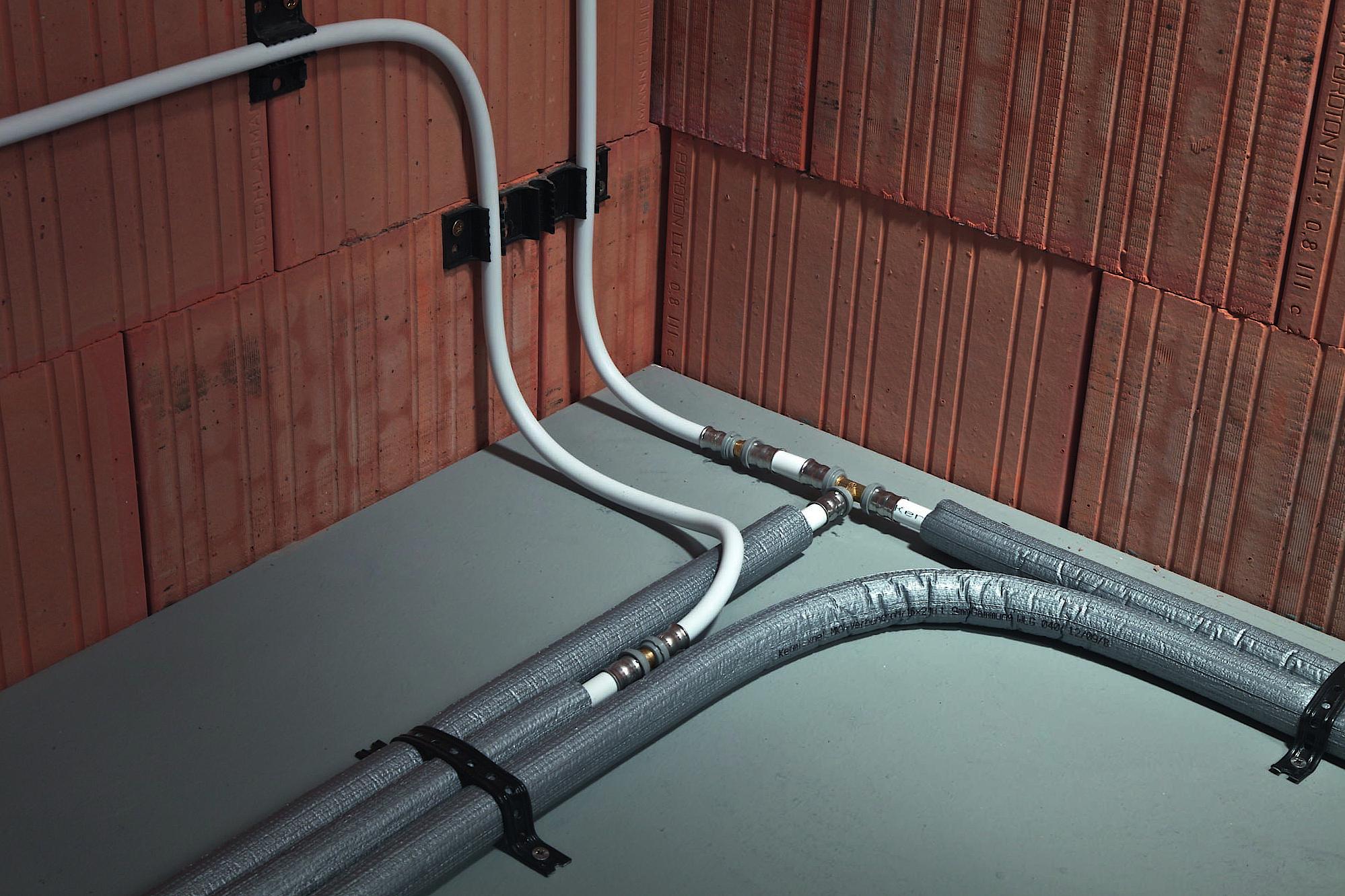 x-net C21 wall heating plaster system, wall heating connection.